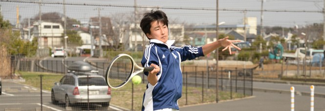 高校男子硬式テニス部
